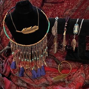 Feather Bundle, Jewelry-mix of Gold, Silver, Bronze Tone Feather Pieces